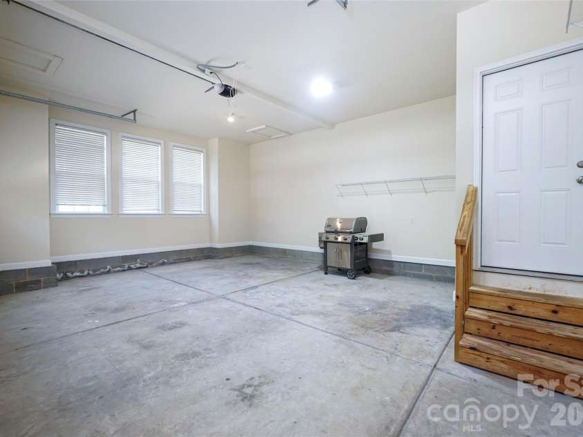 4008 Oxford Mill Road, Waxhaw, NC 28173.  MLS# CAR4371510, YatesRealty ID 17806. 