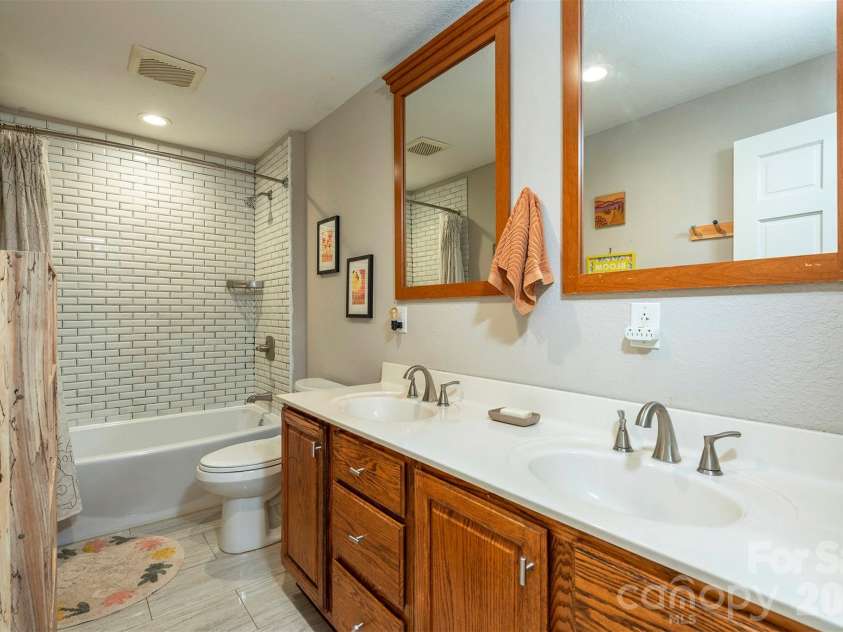 85 Cody Embler Road, Alexander, NC 28701.  MLS# CAR4370599, YatesRealty ID 17807. 