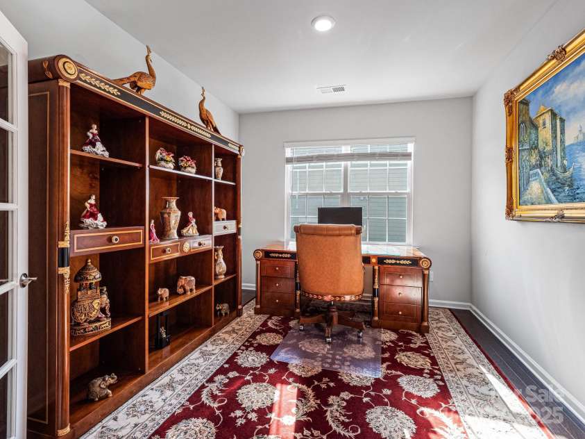 15429 Topanga Drive, Charlotte, NC 28278.  MLS# CAR4257194, YatesRealty ID 17808. 