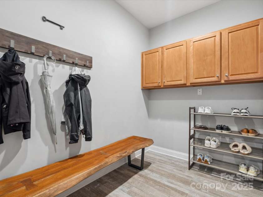 8921 Whittingham Drive, Waxhaw, NC 28173.  MLS# CAR4264217, YatesRealty ID 17809. 