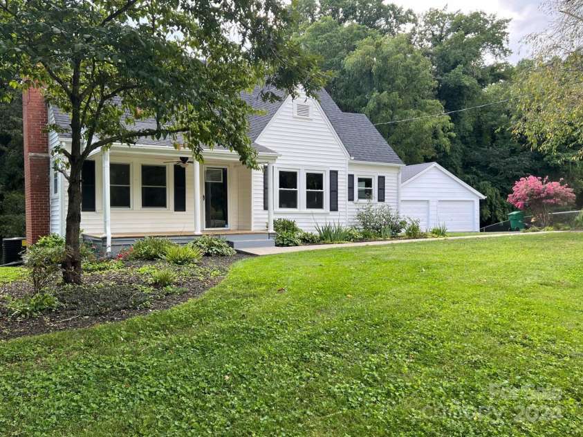 105 Grassy Creek Drive, State Road, NC 28676.  MLS# CAR4178219, YatesRealty ID 1781. 