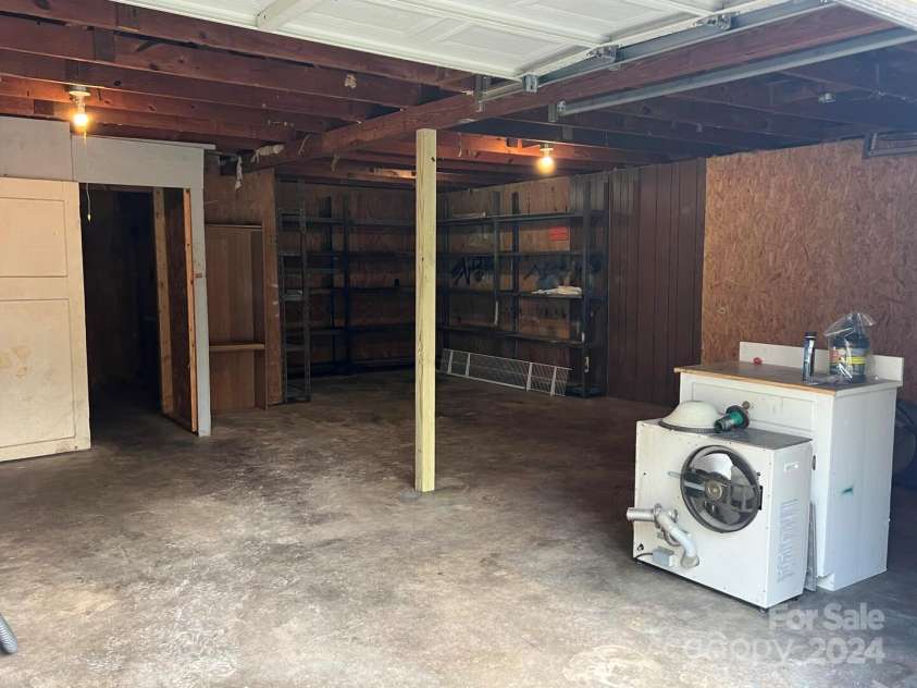 105 Grassy Creek Drive, State Road, NC 28676.  MLS# CAR4178219, YatesRealty ID 1781. 