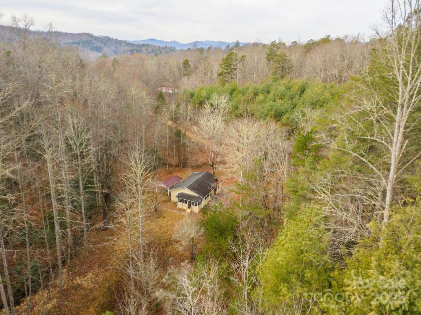 380 Buttercup Lane, Marion, NC 28752.  MLS# CAR4333010, YatesRealty ID 1781. 
