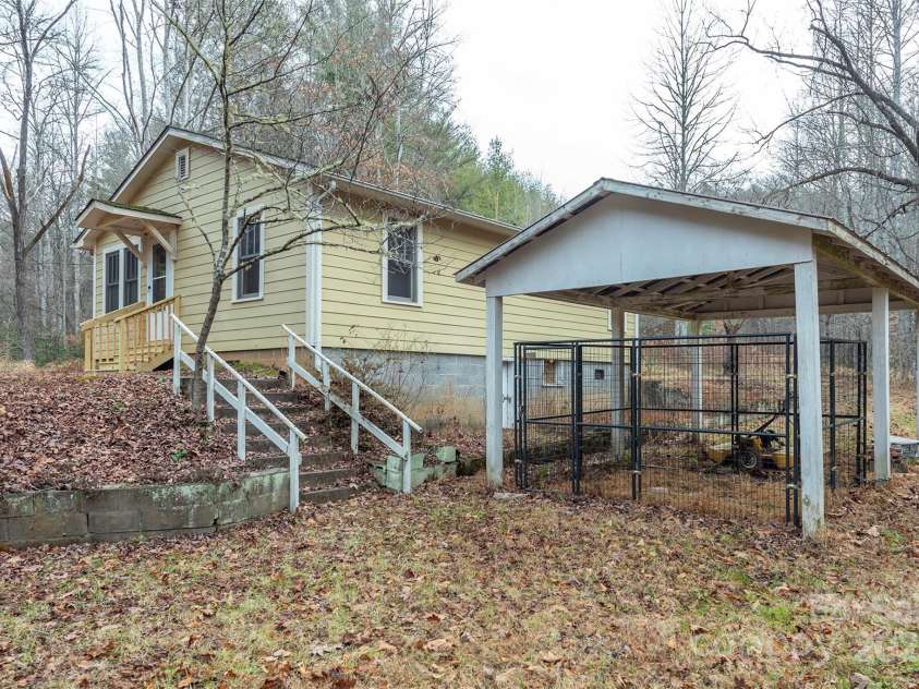 380 Buttercup Lane, Marion, NC 28752.  MLS# CAR4333010, YatesRealty ID 1781. 