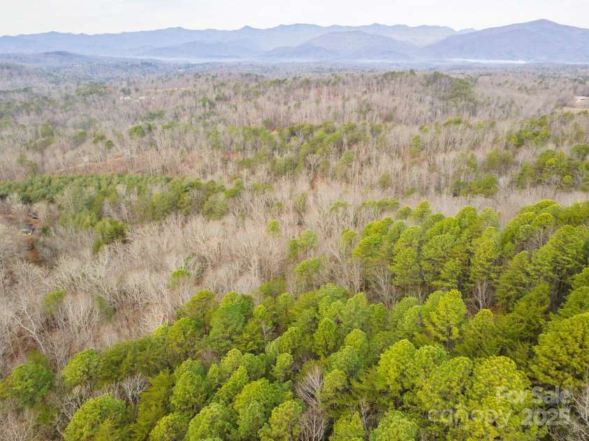 380 Buttercup Lane, Marion, NC 28752.  MLS# CAR4333010, YatesRealty ID 1781. 