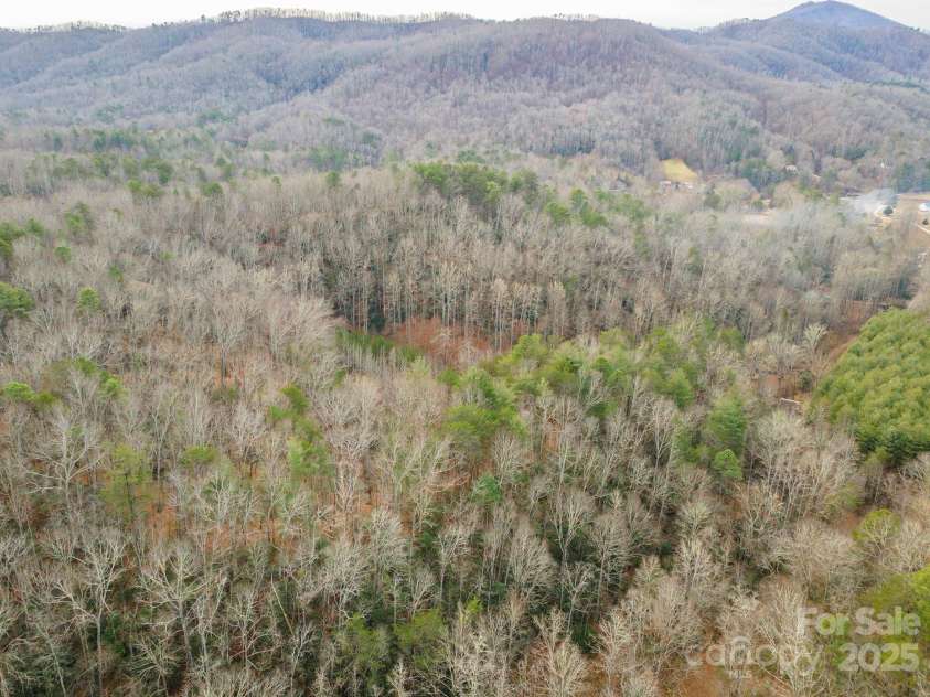 380 Buttercup Lane, Marion, NC 28752.  MLS# CAR4333010, YatesRealty ID 1781. 