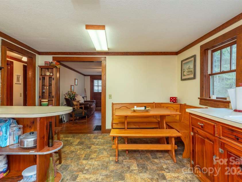 380 Buttercup Lane, Marion, NC 28752.  MLS# CAR4333010, YatesRealty ID 1781. 