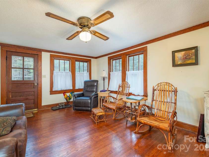 380 Buttercup Lane, Marion, NC 28752.  MLS# CAR4333010, YatesRealty ID 1781. 