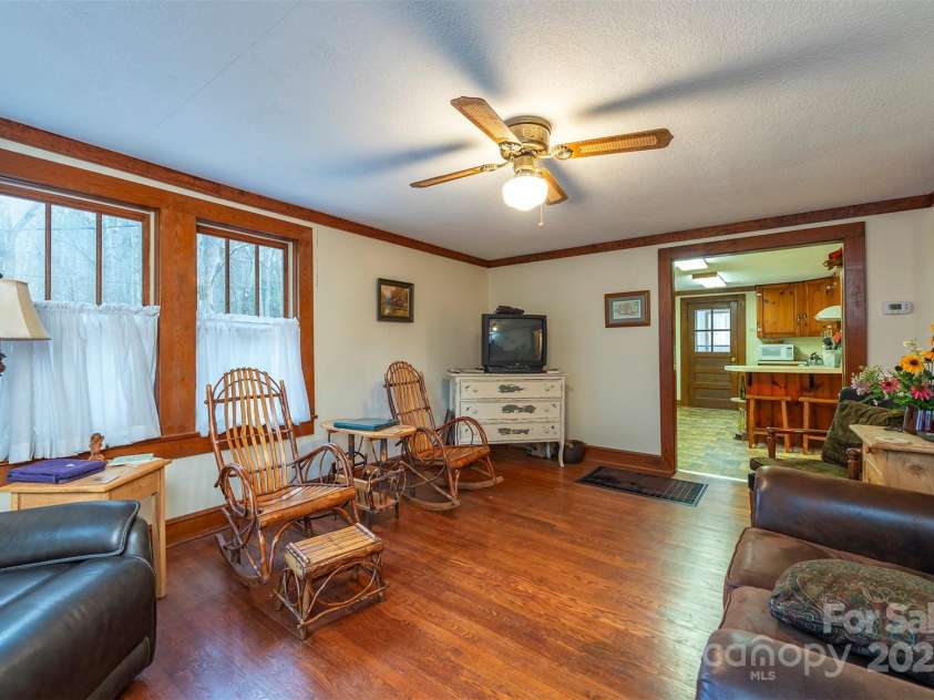 380 Buttercup Lane, Marion, NC 28752.  MLS# CAR4333010, YatesRealty ID 1781. 