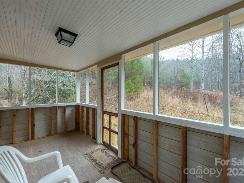 380 Buttercup Lane, Marion, NC 28752.  MLS# CAR4333010, YatesRealty ID 1781. 