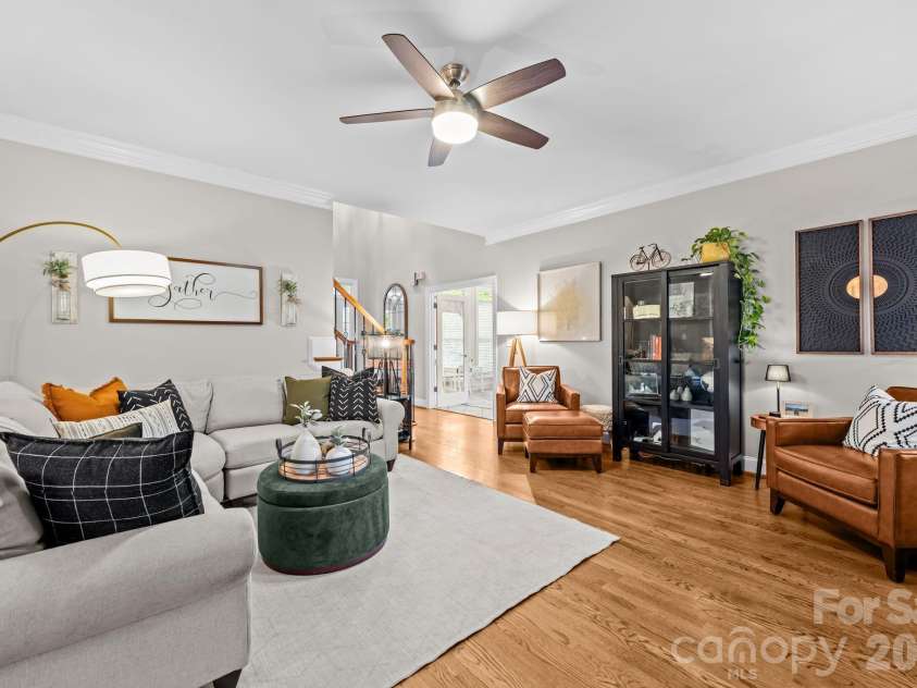 14003 Ballantyne Meadows Drive, Charlotte, NC 28277.  MLS# CAR4372883, YatesRealty ID 17810. 