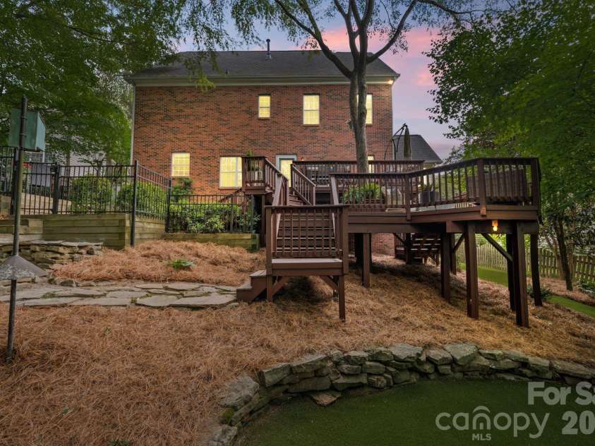 14003 Ballantyne Meadows Drive, Charlotte, NC 28277.  MLS# CAR4372883, YatesRealty ID 17810. 