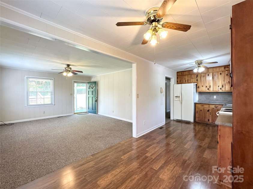 820 Seehorn Street, Lenoir, NC 28645.  MLS# CAR4267646, YatesRealty ID 17810. 