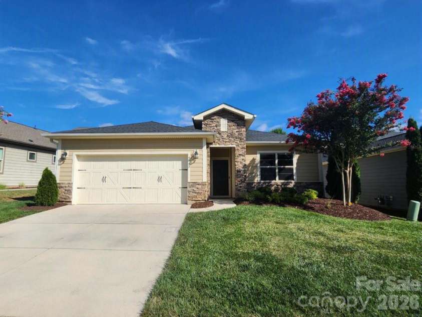 4843 Looking Glass Trail, Denver, NC 28037.  MLS# CAR4401107, YatesRealty ID 17811. 