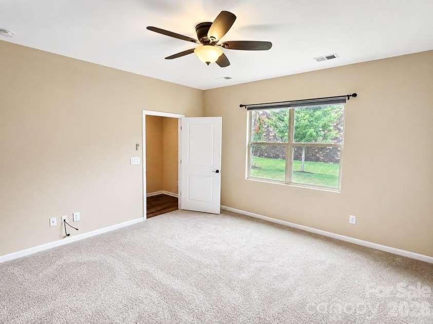 4843 Looking Glass Trail, Denver, NC 28037.  MLS# CAR4401107, YatesRealty ID 17811. 