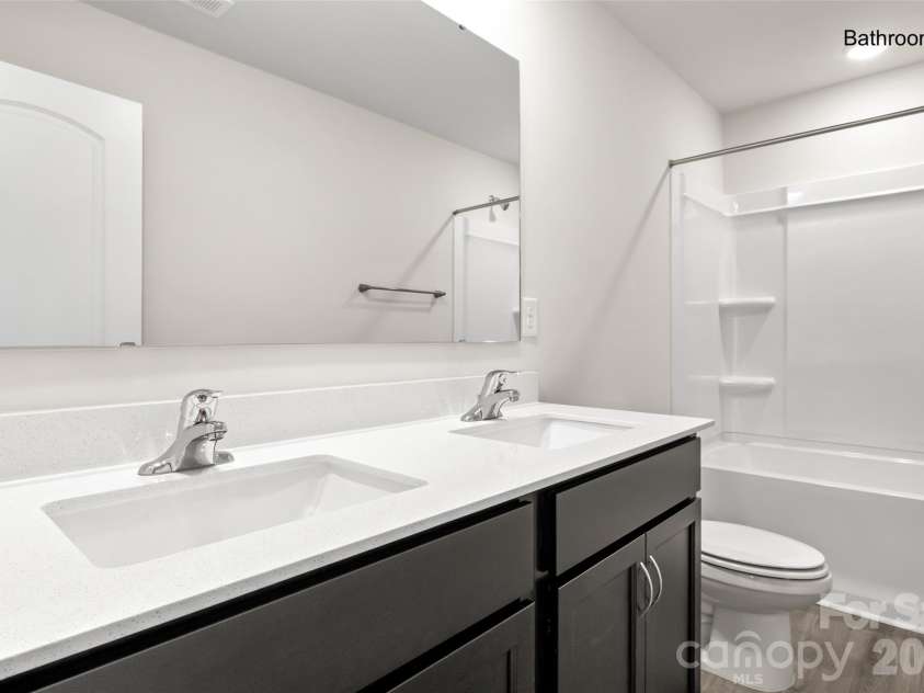 302 Elm Street, Lancaster, SC 29720.  MLS# CAR4353140, YatesRealty ID 17812. 