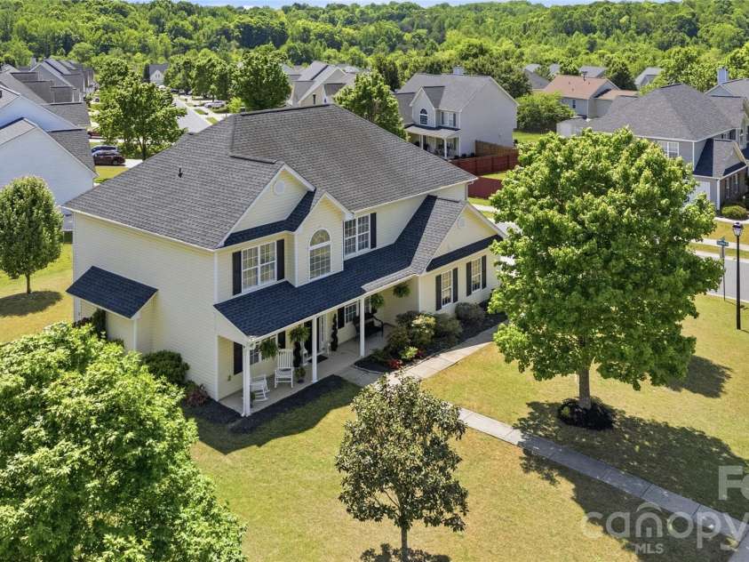 178 Madelia Place, Mooresville, NC 28115.  MLS# CAR4373630, YatesRealty ID 17813. 