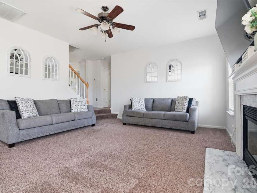 178 Madelia Place, Mooresville, NC 28115.  MLS# CAR4373630, YatesRealty ID 17813. 
