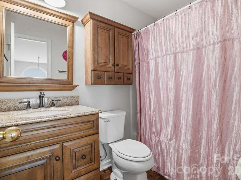 178 Madelia Place, Mooresville, NC 28115.  MLS# CAR4373630, YatesRealty ID 17813. 