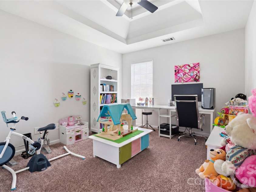 178 Madelia Place, Mooresville, NC 28115.  MLS# CAR4373630, YatesRealty ID 17813. 