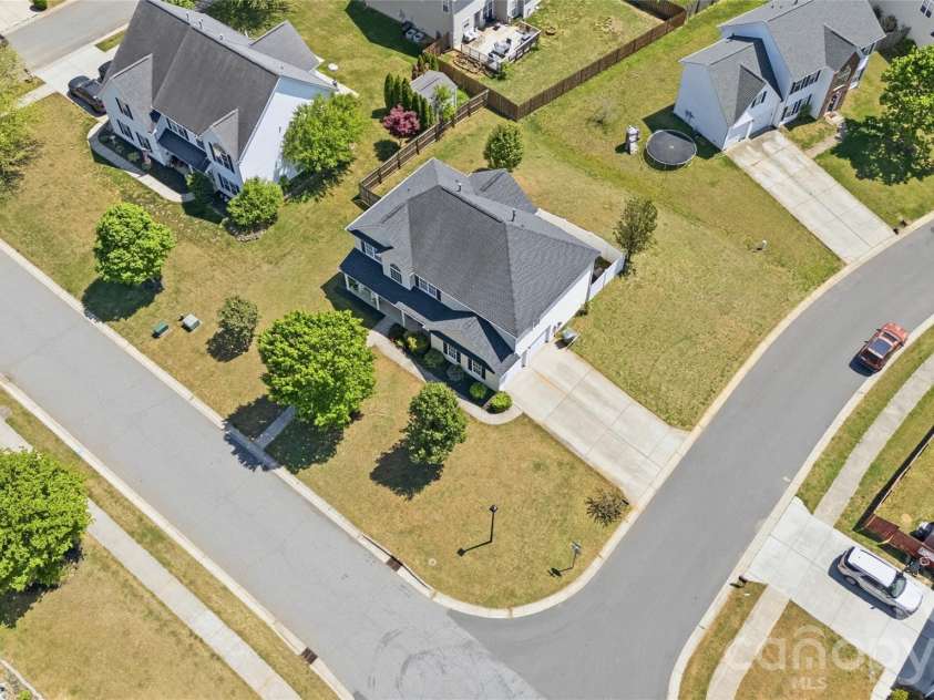 178 Madelia Place, Mooresville, NC 28115.  MLS# CAR4373630, YatesRealty ID 17813. 