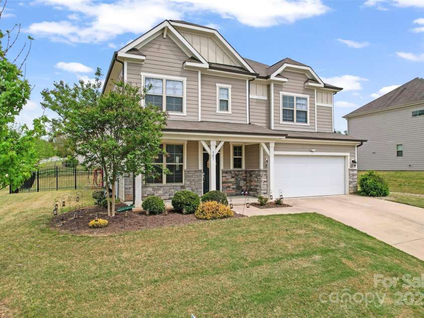 341 Pleasant Hill Drive, Concord, NC 28025.  MLS# CAR4249639, YatesRealty ID 17816. 