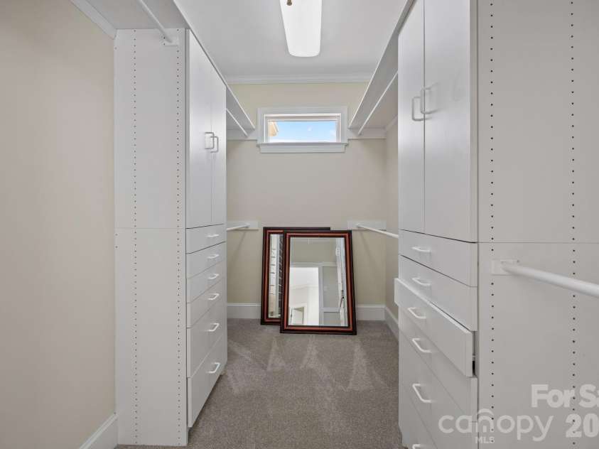 5109 McCallum Meadows Drive, Charlotte, NC 28216.  MLS# CAR4360058, YatesRealty ID 17816. 