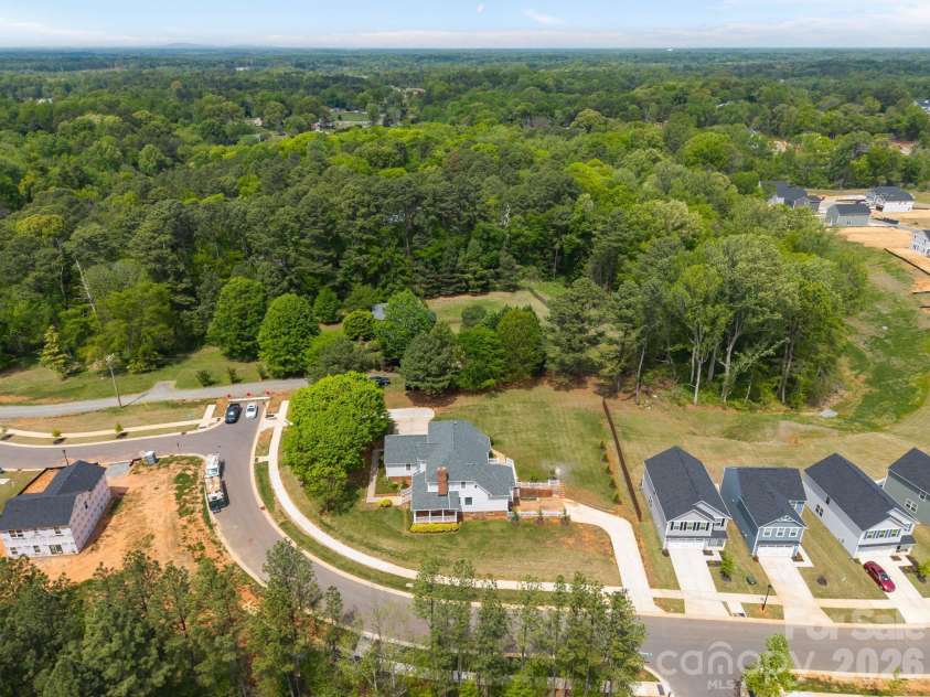 5109 McCallum Meadows Drive, Charlotte, NC 28216.  MLS# CAR4360058, YatesRealty ID 17816. 