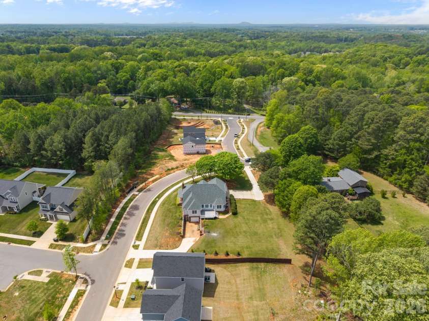 5109 McCallum Meadows Drive, Charlotte, NC 28216.  MLS# CAR4360058, YatesRealty ID 17816. 