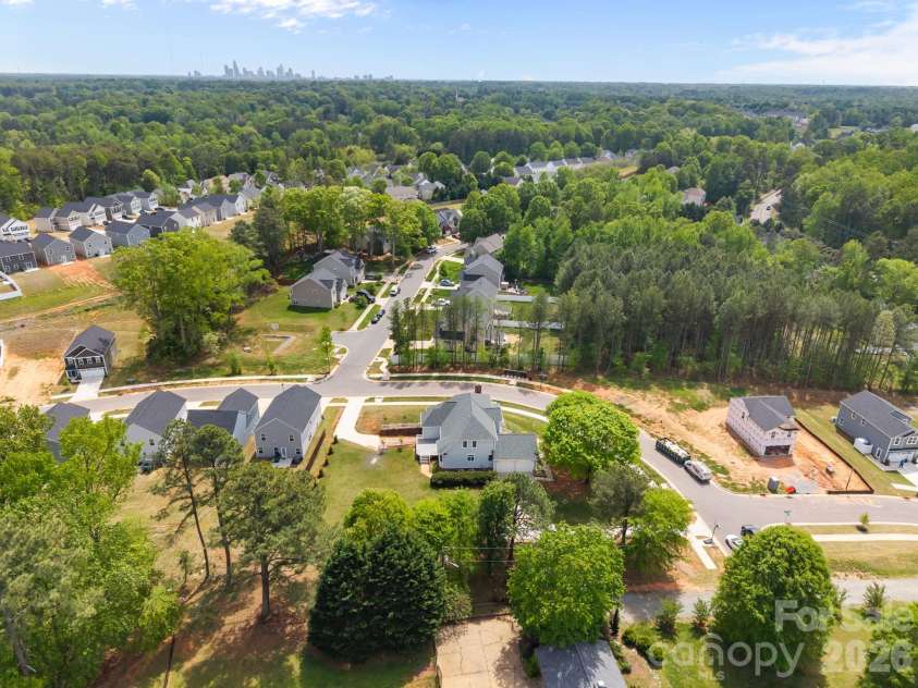 5109 McCallum Meadows Drive, Charlotte, NC 28216.  MLS# CAR4360058, YatesRealty ID 17816. 