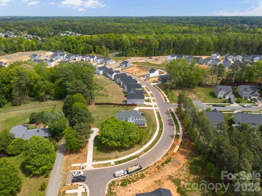 5109 McCallum Meadows Drive, Charlotte, NC 28216.  MLS# CAR4360058, YatesRealty ID 17816. 
