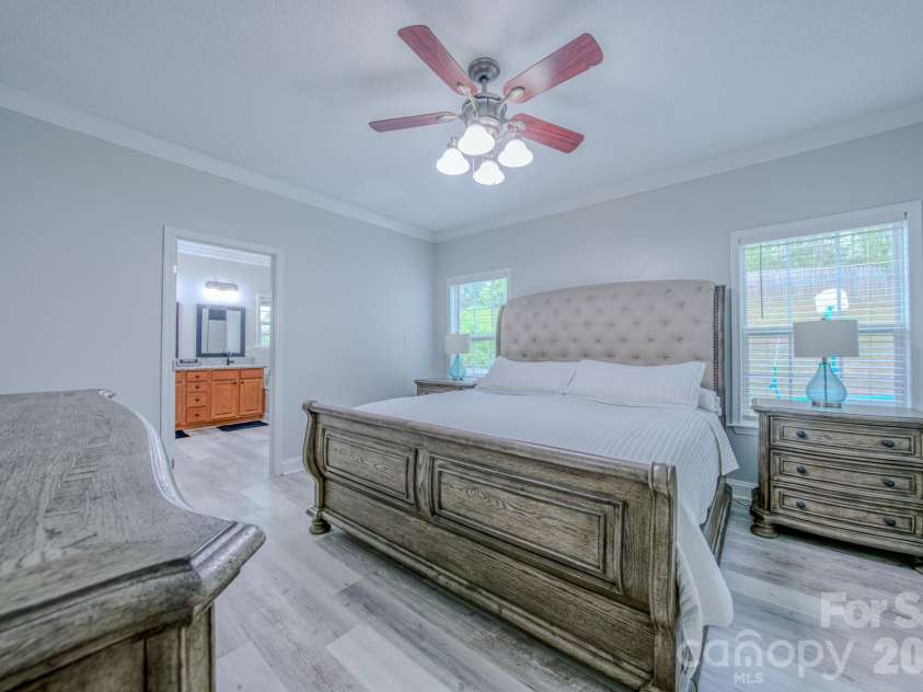 27 Garland Ball Drive, Alexander, NC 28701.  MLS# CAR4371775, YatesRealty ID 17817. 