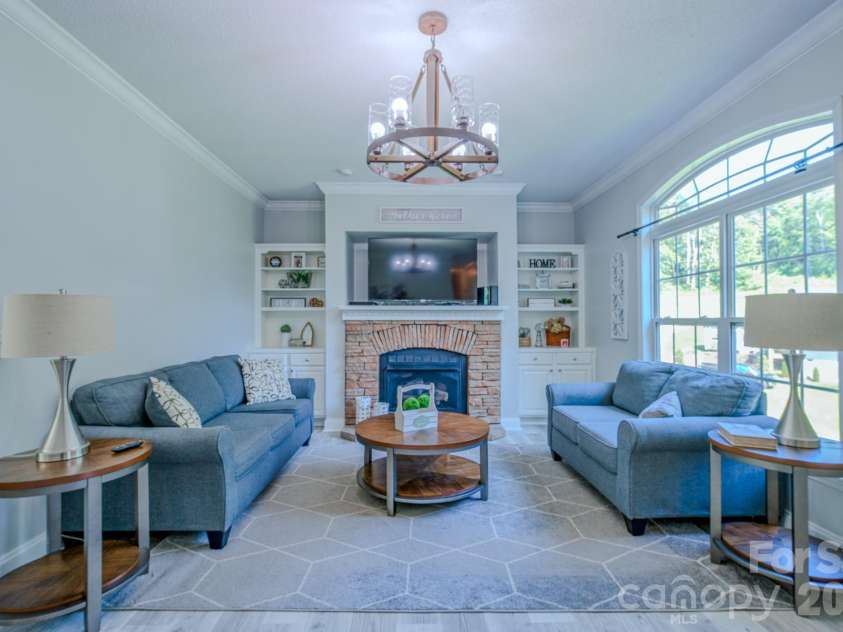 27 Garland Ball Drive, Alexander, NC 28701.  MLS# CAR4371775, YatesRealty ID 17817. 
