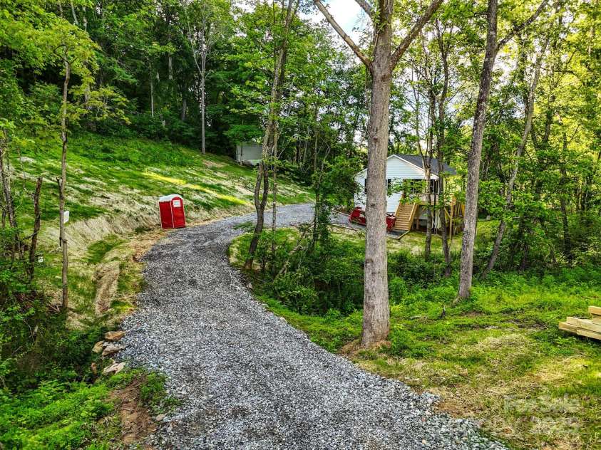 6 Meadows Town Road, Leicester, NC 28748.  MLS# CAR4228027, YatesRealty ID 17817. 