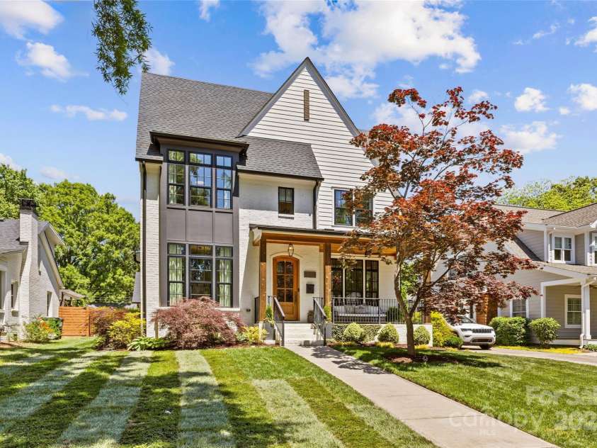 2509 Bay Street, Charlotte, NC 28205.  MLS# CAR4252651, YatesRealty ID 17818. Front Exterior - Day