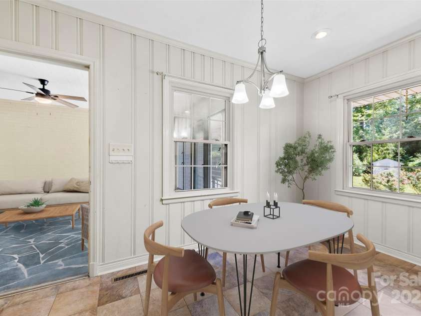 2410 Armstrong Park Drive, Gastonia, NC 28054.  MLS# CAR4253353, YatesRealty ID 17819. 