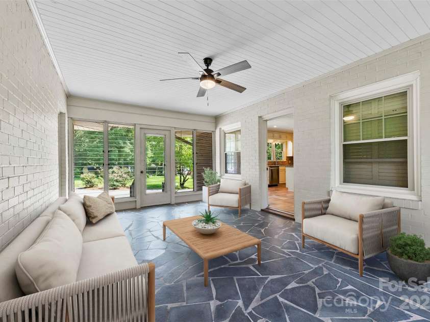 2410 Armstrong Park Drive, Gastonia, NC 28054.  MLS# CAR4253353, YatesRealty ID 17819. 