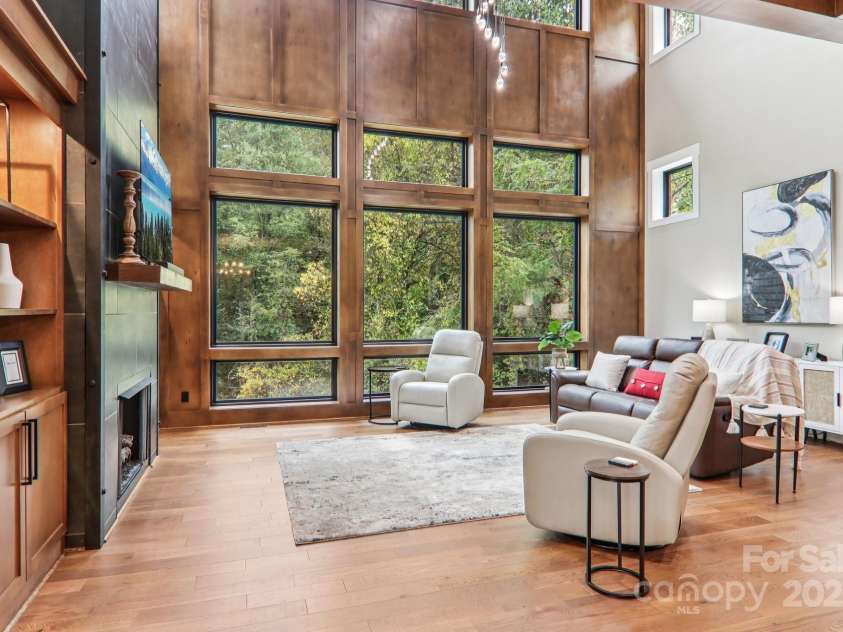 Lot 45 Weatherwatch Lane, Waynesville, NC 28786.  MLS# CAR4315609, YatesRealty ID 1782. Recent build by Valencia example of finish quality