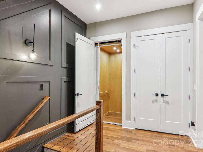 Lot 45 Weatherwatch Lane, Waynesville, NC 28786.  MLS# CAR4315609, YatesRealty ID 1782. Recent build by Valencia example of finish quality