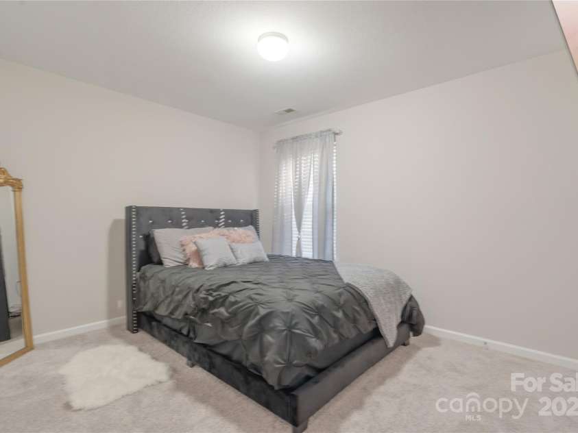 223 Stockbridge Drive, Spartanburg, SC 29301.  MLS# CAR4309368, YatesRealty ID 17821. Secondary Bedroom