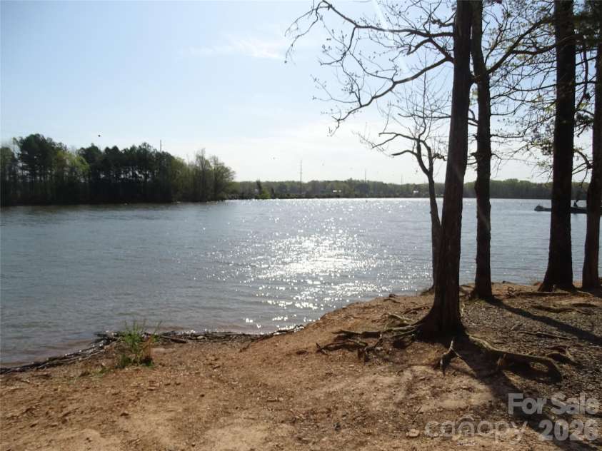 453 Riverview Lane, Lexington, NC 27292.  MLS# CAR4360894, YatesRealty ID 17823. FROM BOAT LAUNCH 3.6 miles away