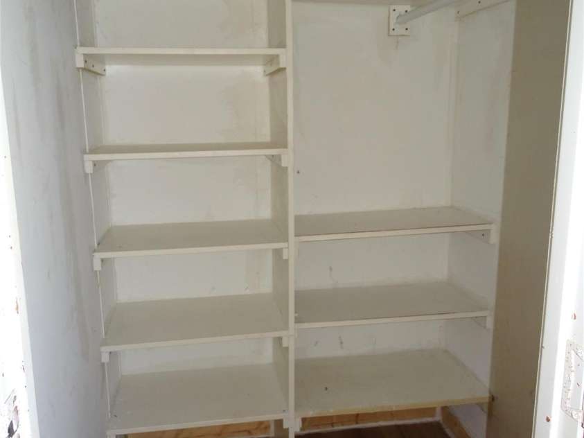 453 Riverview Lane, Lexington, NC 27292.  MLS# CAR4360894, YatesRealty ID 17823. Primary closet