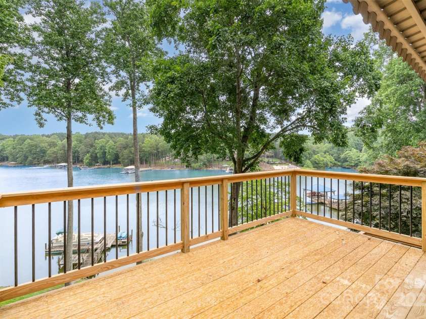 6719 Love Point Road, Denver, NC 28037.  MLS# CAR4266373, YatesRealty ID 17823. 