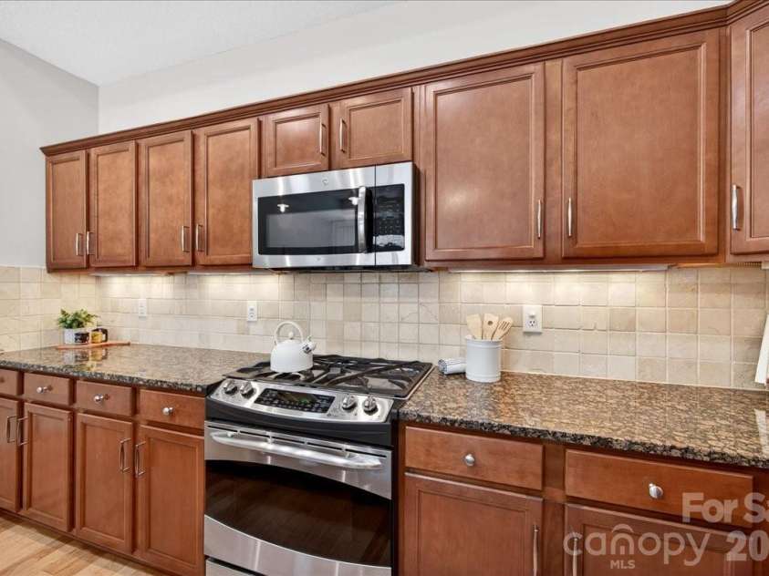 4430 Parkgate Drive, Matthews, NC 28105.  MLS# CAR4374673, YatesRealty ID 17824. 