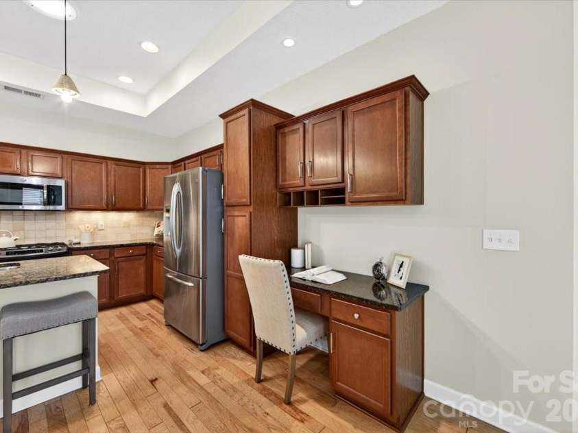 4430 Parkgate Drive, Matthews, NC 28105.  MLS# CAR4374673, YatesRealty ID 17824. 