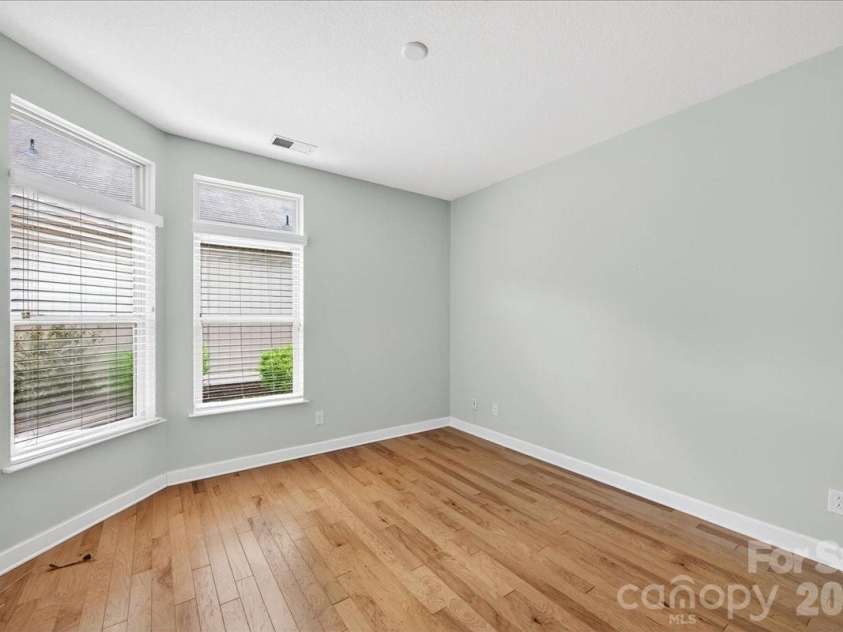 4430 Parkgate Drive, Matthews, NC 28105.  MLS# CAR4374673, YatesRealty ID 17824. 