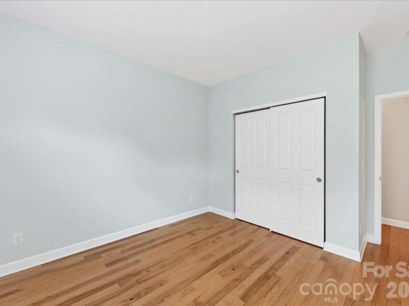 4430 Parkgate Drive, Matthews, NC 28105.  MLS# CAR4374673, YatesRealty ID 17824. 