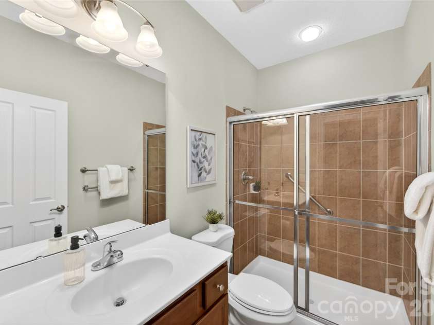 4430 Parkgate Drive, Matthews, NC 28105.  MLS# CAR4374673, YatesRealty ID 17824. 