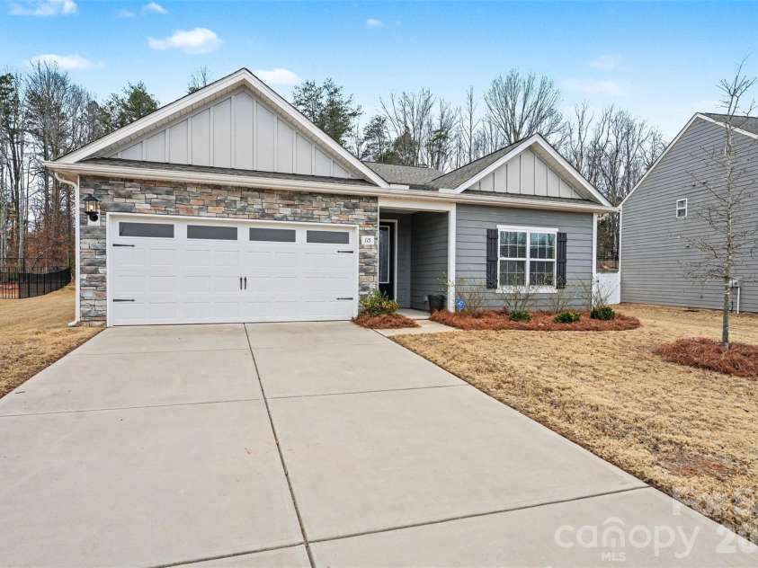 115 Tradesmen Trail, Troutman, NC 28166.  MLS# CAR4350971, YatesRealty ID 17825. 