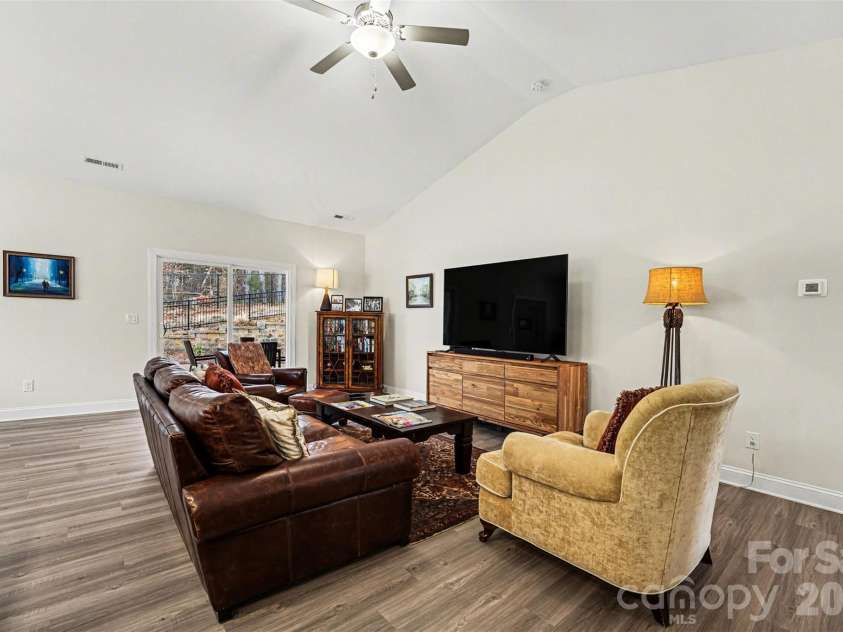 115 Tradesmen Trail, Troutman, NC 28166.  MLS# CAR4350971, YatesRealty ID 17825. 
